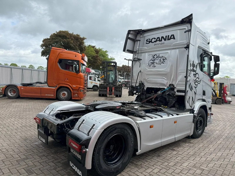 Scania SUPER 500R / RETARDER / HYDRAULICS / OVERDRIVE / PARKCOOL / ONLY:141390KM / DOUBLE TANK / GERMAN TRUCK / FULL-AIR / EURO-6 / 202 - Tractor unit: picture 5 Scania SUPER 500R / RETARDER / HYDRAULICS / OVERDRIVE / PARKCOOL / ONLY:141390KM / DOUBLE TANK / GERMAN TRUCK / FULL-AIR / EURO-6 / 202 - Tractor unit: picture 5