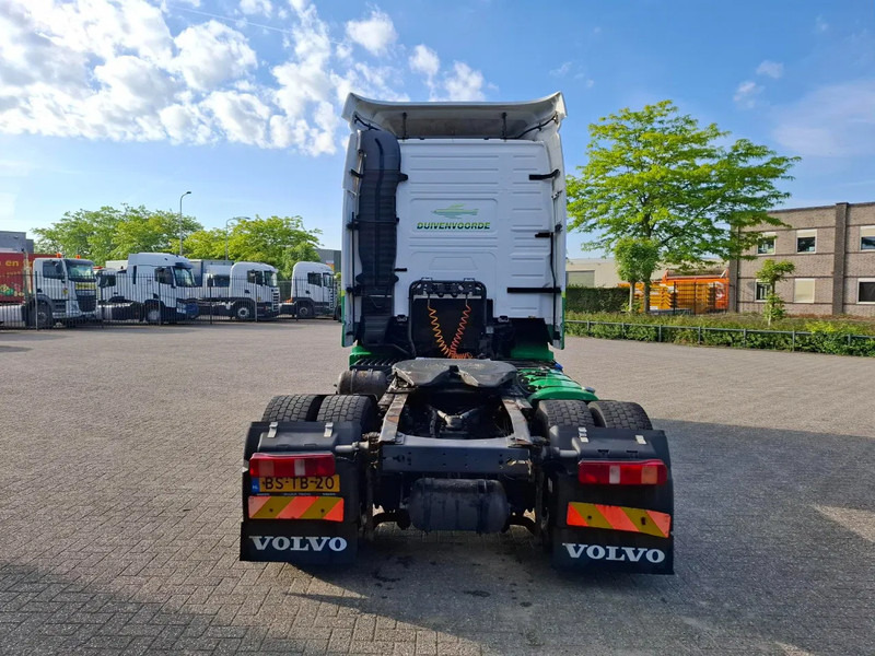 Volvo FH13-440 / NL TRUCK / AIRCO / WEBASTO PARKHEAT / AUTOMATIC / EURO-5 / 2007 - Tractor unit: picture 4 Volvo FH13-440 / NL TRUCK / AIRCO / WEBASTO PARKHEAT / AUTOMATIC / EURO-5 / 2007 - Tractor unit: picture 4