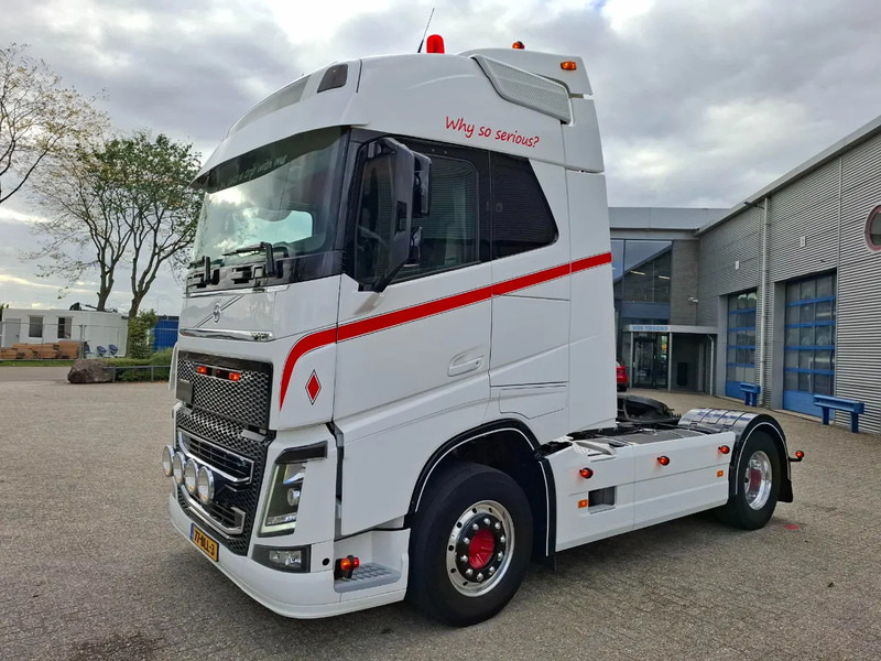 Volvo FH4-460 / CLEAN NL TRUCK / VEB+ / ADR / ACC / LWDS / DAS / DOUBLE TANK / LEATHER / FRIDGE / ALCOA / EURO-6 / 2016 - Tractor unit: picture 1 Volvo FH4-460 / CLEAN NL TRUCK / VEB+ / ADR / ACC / LWDS / DAS / DOUBLE TANK / LEATHER / FRIDGE / ALCOA / EURO-6 / 2016 - Tractor unit: picture 1
