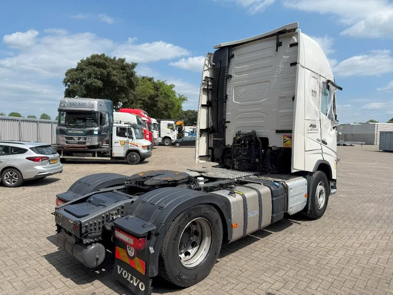 Volvo FH4-460 / XL / ENGINE RUNNING / VEB+ / DOUBLE TANK / ACC / LWDS / AUTOMATIC / EURO-6 / 2019 - Tractor unit: picture 5 Volvo FH4-460 / XL / ENGINE RUNNING / VEB+ / DOUBLE TANK / ACC / LWDS / AUTOMATIC / EURO-6 / 2019 - Tractor unit: picture 5
