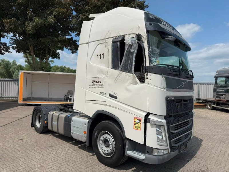 Volvo FH4-460 / XL / ENGINE RUNNING / VEB+ / DOUBLE TANK / ACC / LWDS / AUTOMATIC / EURO-6 / 2019 - Tractor unit: picture 2 Volvo FH4-460 / XL / ENGINE RUNNING / VEB+ / DOUBLE TANK / ACC / LWDS / AUTOMATIC / EURO-6 / 2019 - Tractor unit: picture 2