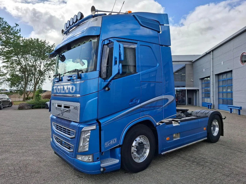 Volvo FH4-500 / HYDRAULICS / 675811 KM / VEB+ / PARKCOOL / NAVI / LWDS / ACC / FULL OPTION / TOP CONDITION / EURO-6 / 2018 - Tractor unit: picture 1 Volvo FH4-500 / HYDRAULICS / 675811 KM / VEB+ / PARKCOOL / NAVI / LWDS / ACC / FULL OPTION / TOP CONDITION / EURO-6 / 2018 - Tractor unit: picture 1
