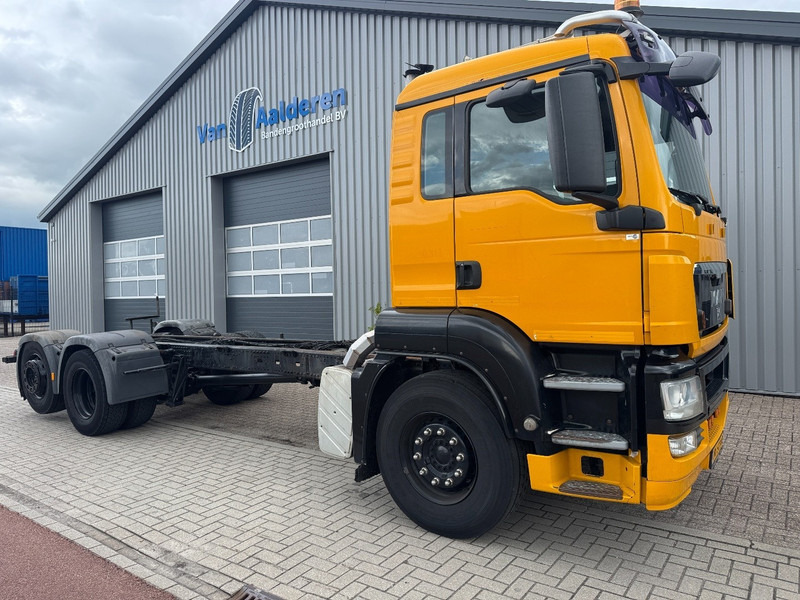 MAN TGS 26.360 6x2, Manual Gear, Steering Axle - Cab chassis truck: picture 1 MAN TGS 26.360 6x2, Manual Gear, Steering Axle - Cab chassis truck: picture 1