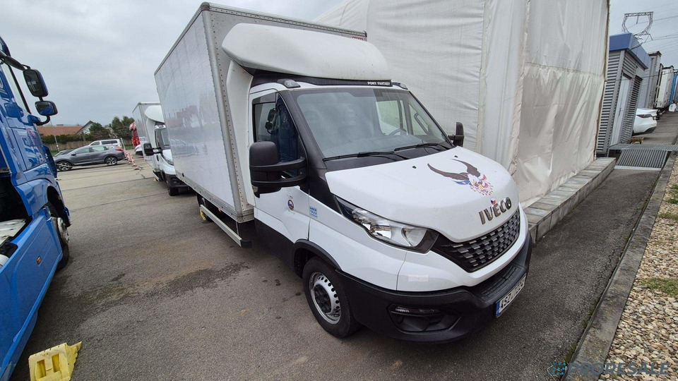 IVECO DAILY 35S16 skříň - 8 palet - Box van: picture 1 IVECO DAILY 35S16 skříň - 8 palet - Box van: picture 1