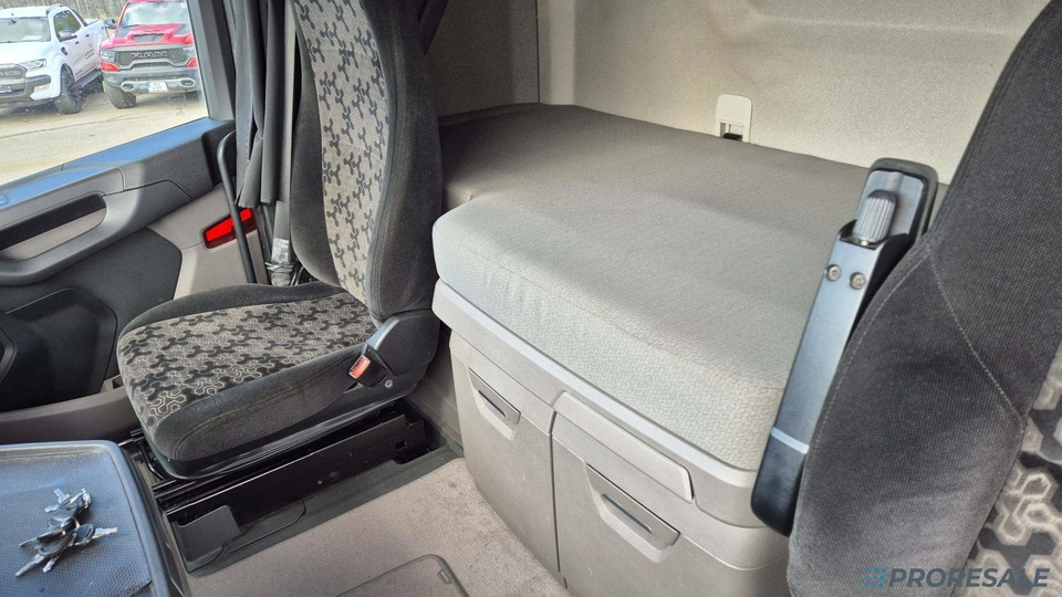 SCANIA S450 NGS LOW DECK TOP LINE EURO 6 - Tractor unit: picture 5 SCANIA S450 NGS LOW DECK TOP LINE EURO 6 - Tractor unit: picture 5