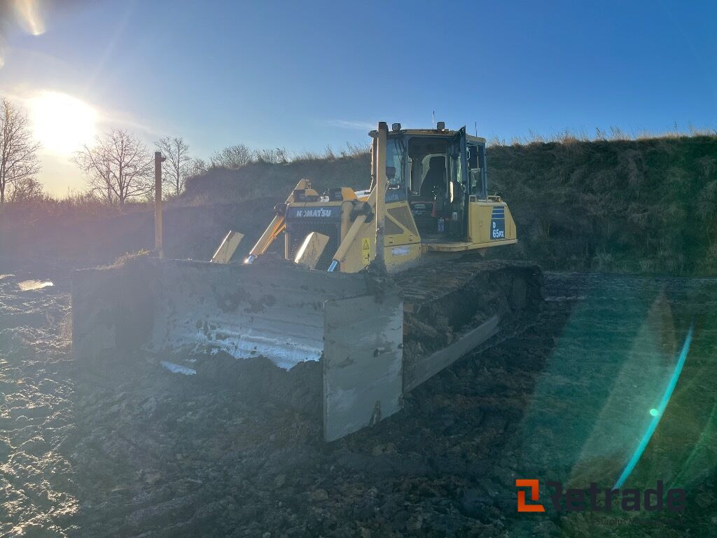 Bulldozer Komatsu D 65 PX 16 Dozer - Construction machinery: picture 1 Bulldozer Komatsu D 65 PX 16 Dozer - Construction machinery: picture 1