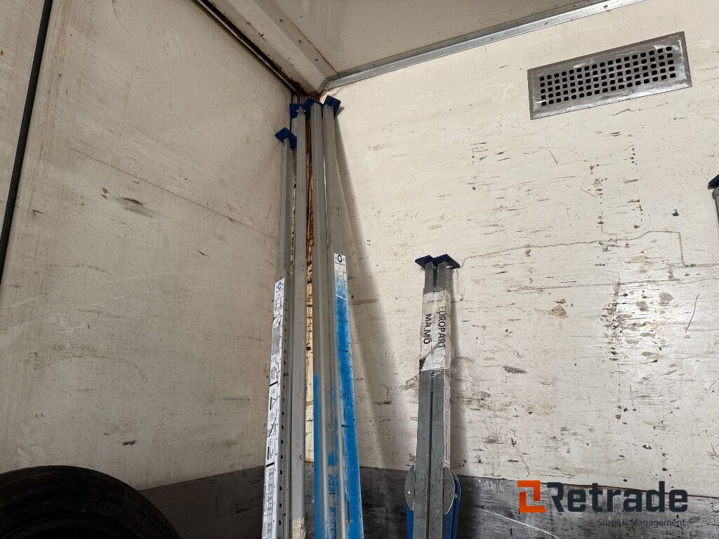 Forankra Godsstöttor - Warehouse equipment: picture 2 Forankra Godsstöttor - Warehouse equipment: picture 2