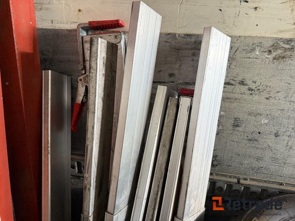 Forankra Godsstöttor - Warehouse equipment: picture 4 Forankra Godsstöttor - Warehouse equipment: picture 4