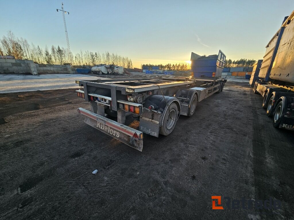 Liftdumpersläp Kilafors 4-axlad - Roll-off/ Skip trailer: picture 5 Liftdumpersläp Kilafors 4-axlad - Roll-off/ Skip trailer: picture 5