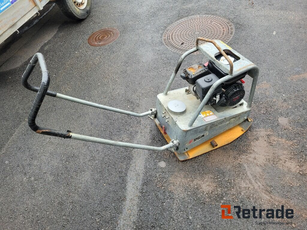 Markvibrator vibroplatta Swepac F90A - Construction equipment: picture 3 Markvibrator vibroplatta Swepac F90A - Construction equipment: picture 3