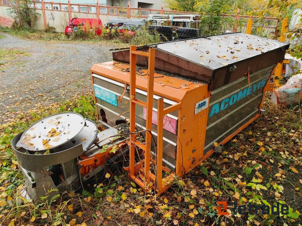 Sand/salt spreder Acometis 3200 - Construction equipment: picture 2 Sand/salt spreder Acometis 3200 - Construction equipment: picture 2