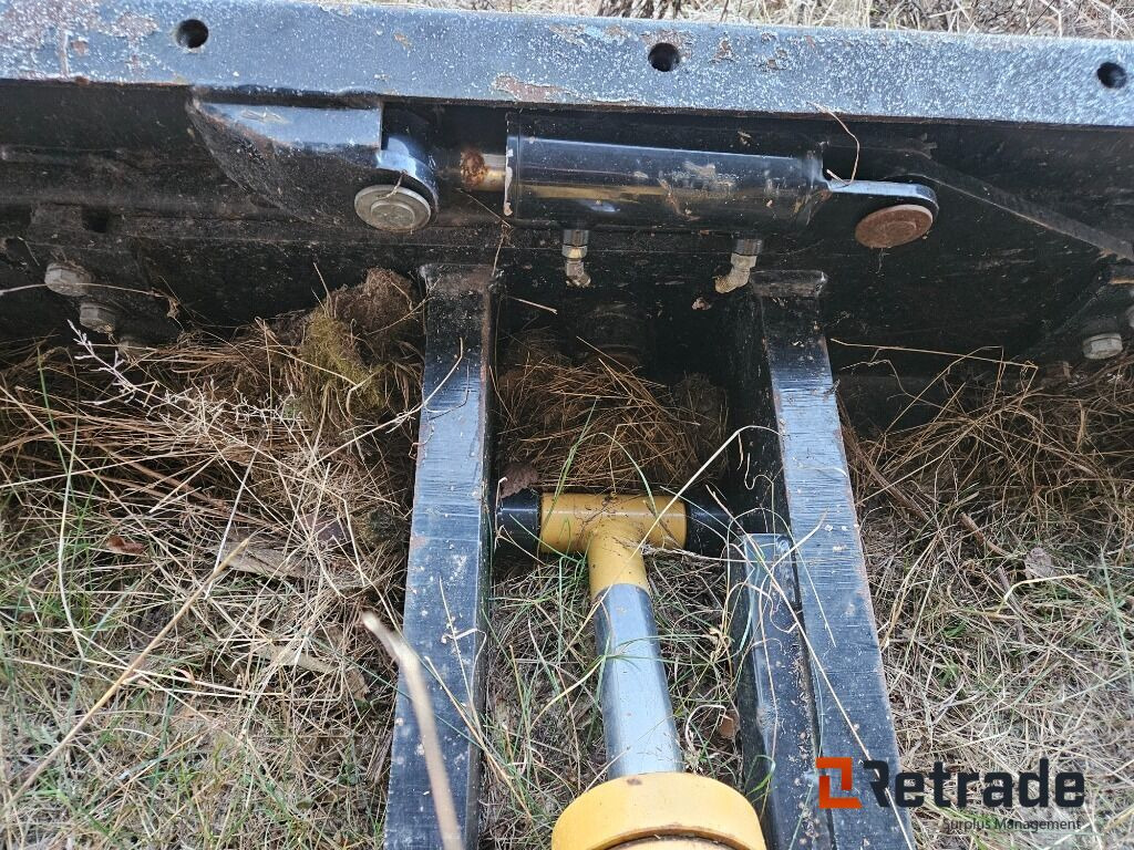 Schaktblad med tilt - Construction equipment: picture 5 Schaktblad med tilt - Construction equipment: picture 5