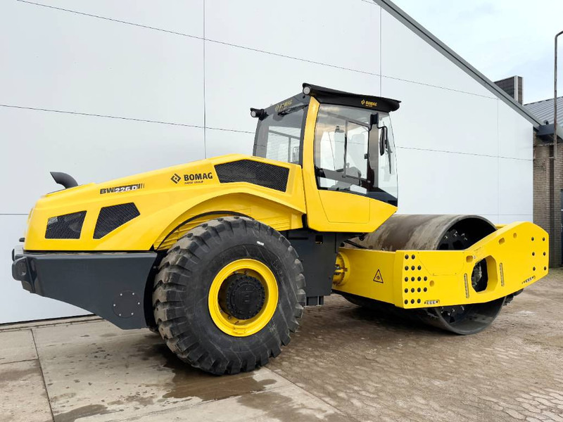 Bomag BW226D-5CL - NEW / Cummins engine - Roller: picture 5 Bomag BW226D-5CL - NEW / Cummins engine - Roller: picture 5