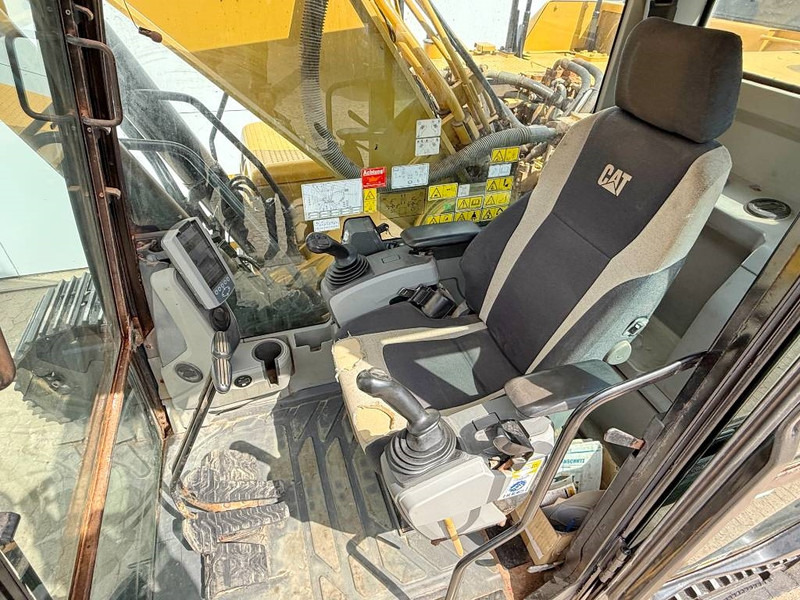 Crawler excavator Cat 336FLN - Automatic Greasing / Backup Camera: picture 8