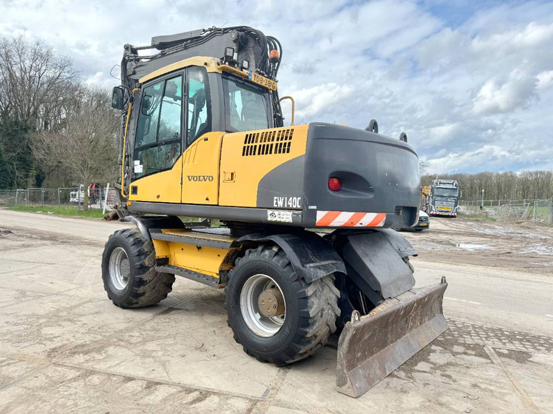Volvo EW140C - DUTCH MACHINE - Wheel excavator: picture 3 Volvo EW140C - DUTCH MACHINE - Wheel excavator: picture 3