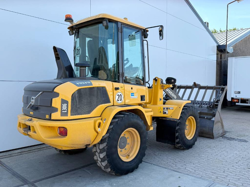Volvo L30G - German Machine / 3rd Function - Wheel loader: picture 5 Volvo L30G - German Machine / 3rd Function - Wheel loader: picture 5