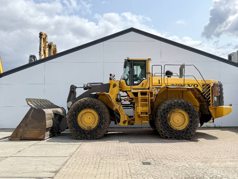 Volvo L350F - German Machine / CDC Steering / Chains - Wheel loader: picture 1 Volvo L350F - German Machine / CDC Steering / Chains - Wheel loader: picture 1