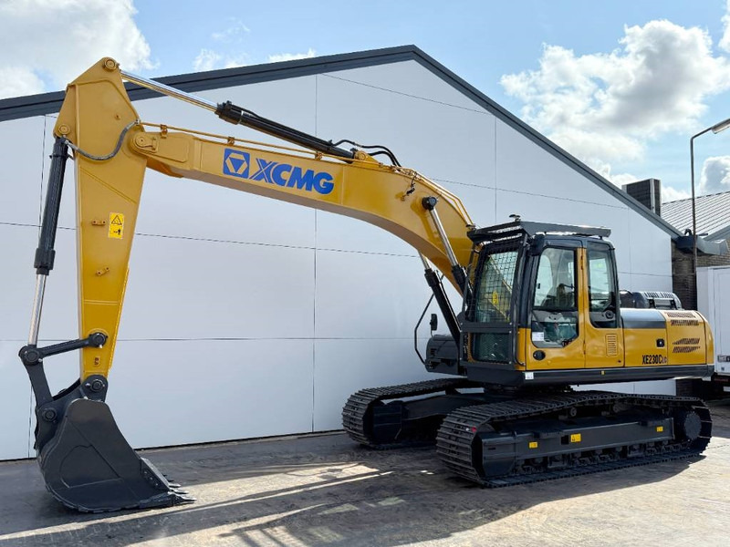 XCMG XE230CLC - Isuzu Engine / Hammer Lines Included! - Crawler excavator: picture 2 XCMG XE230CLC - Isuzu Engine / Hammer Lines Included! - Crawler excavator: picture 2