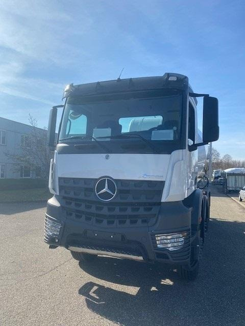Mercedes Arocs 4145 - Concrete mixer truck: picture 3 Mercedes Arocs 4145 - Concrete mixer truck: picture 3