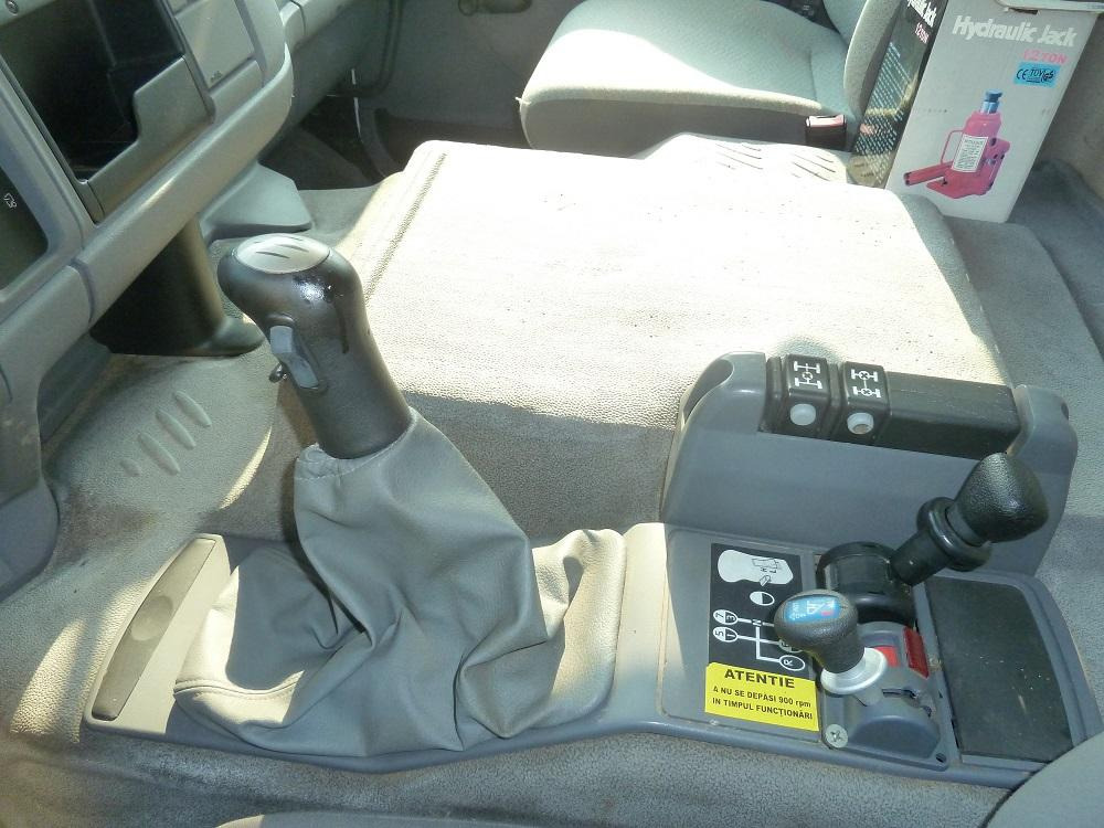 Tipper Renault Kerax 420 DCI: picture 8 Tipper Renault Kerax 420 DCI: picture 8