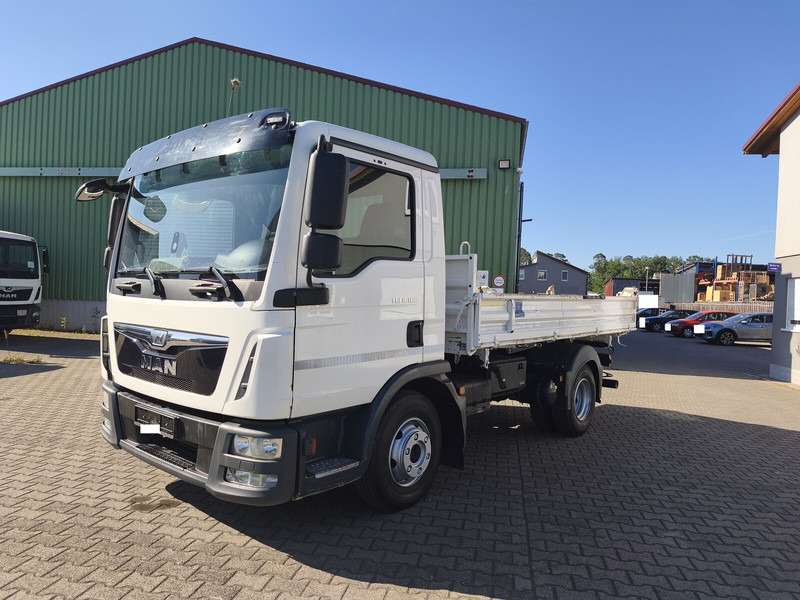 MAN TGL 8.180 Meiller Dreiseitenkipper 3-Sitzer 4x2 Euro 6 AHK (7) - Tipper: picture 3 MAN TGL 8.180 Meiller Dreiseitenkipper 3-Sitzer 4x2 Euro 6 AHK (7) - Tipper: picture 3