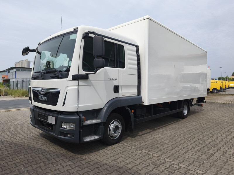 MAN TGL 8.190 Koffer gFH AHK LBW Euro 6 4x2 (11) TÜV NEU - Box truck: picture 1 MAN TGL 8.190 Koffer gFH AHK LBW Euro 6 4x2 (11) TÜV NEU - Box truck: picture 1