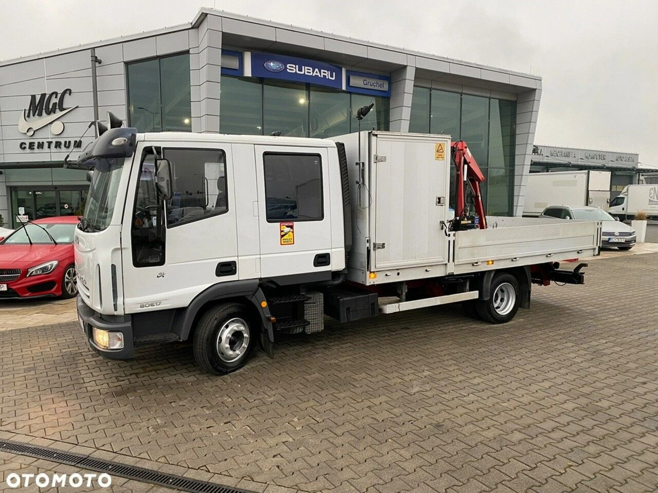 Iveco Eurocargo ML80E17 - Dropside/ Flatbed truck, Crane truck: picture 1 Iveco Eurocargo ML80E17 - Dropside/ Flatbed truck, Crane truck: picture 1