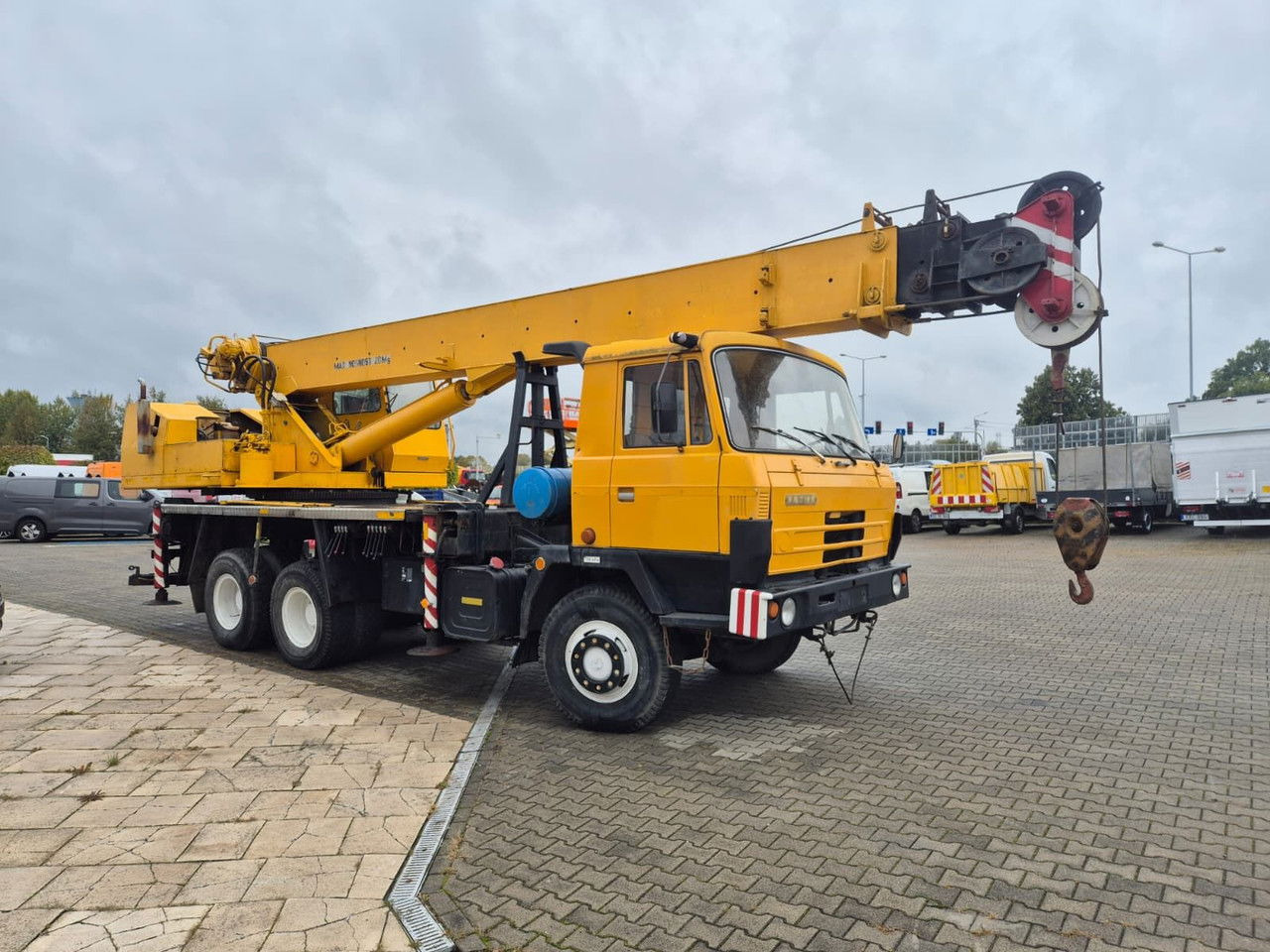 Tatra T 815 6X6 / 20Tons / Chepper - Mobile crane: picture 5 Tatra T 815 6X6 / 20Tons / Chepper - Mobile crane: picture 5
