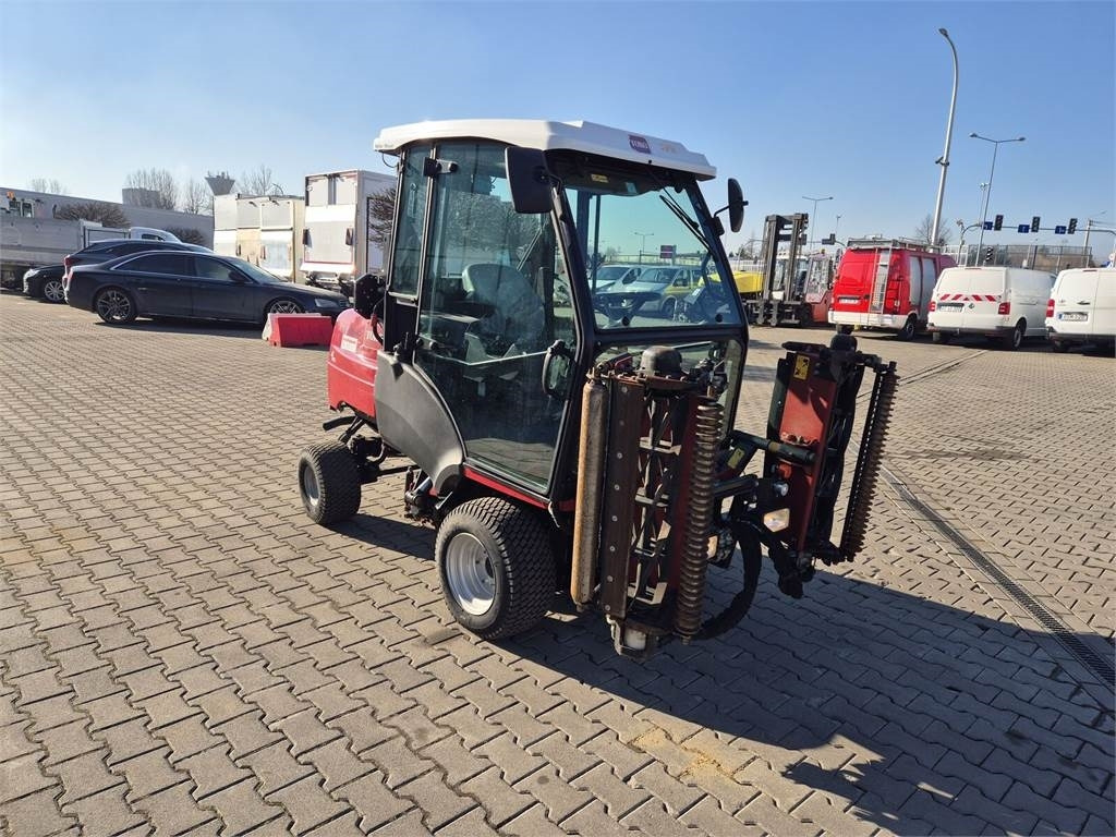 Toro CT2240 / 4WD / LIKE NEW! / ONLY 1681MTH - Municipal tractor: picture 5 Toro CT2240 / 4WD / LIKE NEW! / ONLY 1681MTH - Municipal tractor: picture 5