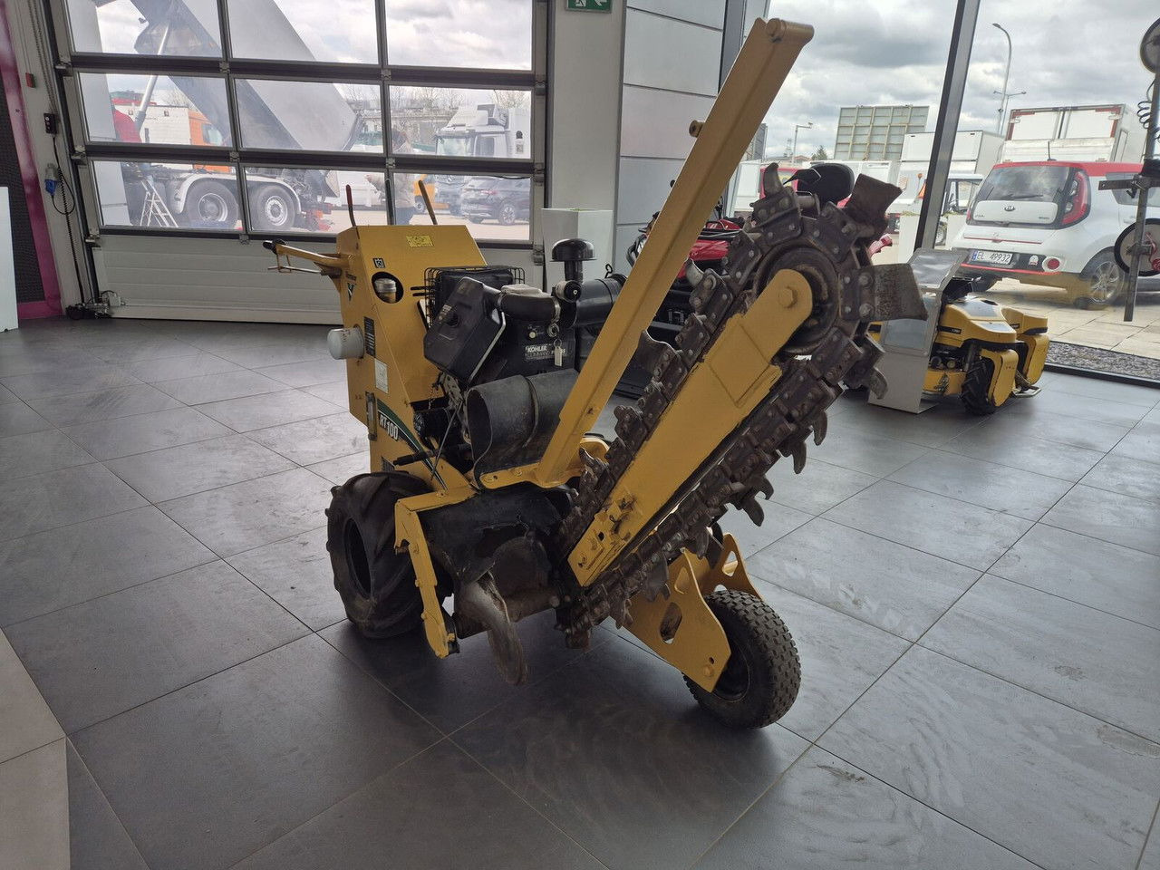 Vermeer RT 100 / Trench SAW / Mini Chain Excavator / IDE AL FOR Cables Vermeer RT 100 / Trench SAW / Mini Chain Excavator / IDE AL FOR Cables - Trencher: picture 4 Vermeer RT 100 / Trench SAW / Mini Chain Excavator / IDE AL FOR Cables Vermeer RT 100 / Trench SAW / Mini Chain Excavator / IDE AL FOR Cables - Trencher: picture 4