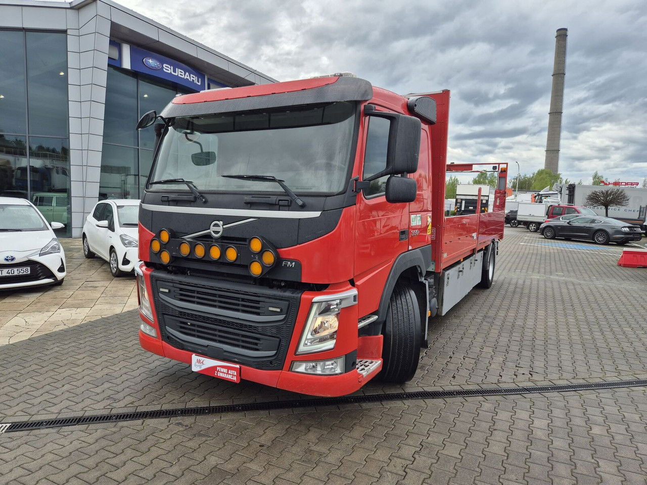 Volvo FM 330 Webasto / HDS Hiab / 1 Owner - Dropside/ Flatbed truck, Crane truck: picture 3 Volvo FM 330 Webasto / HDS Hiab / 1 Owner - Dropside/ Flatbed truck, Crane truck: picture 3