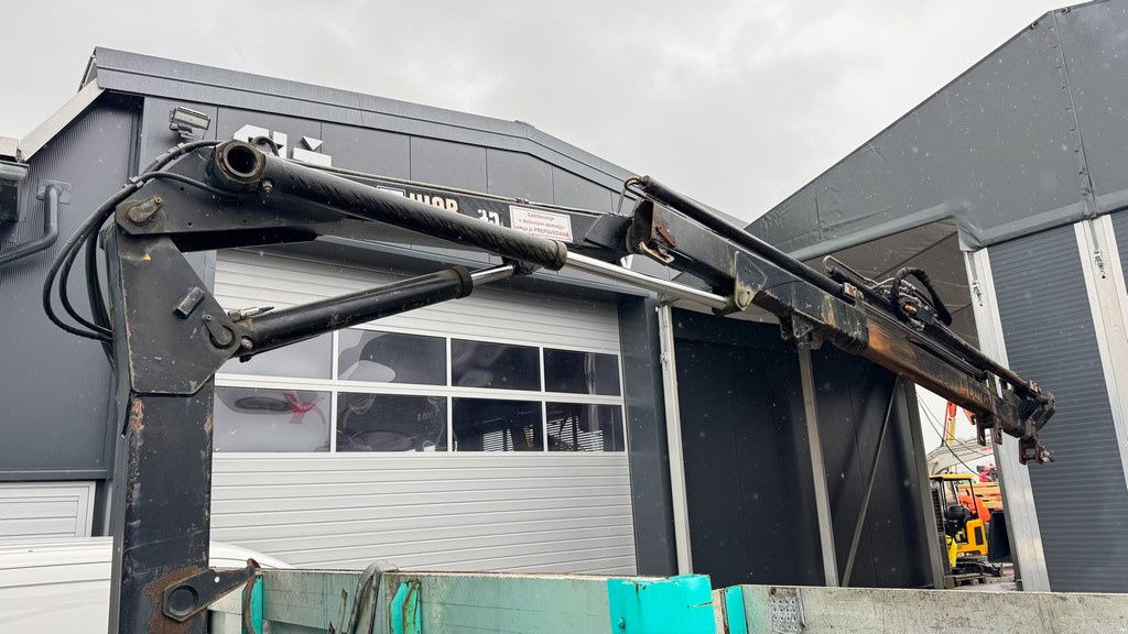 Flatbed van Iveco Daily 65 C15 stake body - Hiab 045-3 - 7.5M: picture 29 Flatbed van Iveco Daily 65 C15 stake body - Hiab 045-3 - 7.5M: picture 29