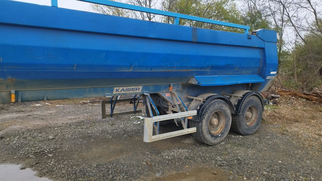 Kaiser Robuste 2 axle tipper trailer - hydr. back - Tipper semi-trailer: picture 2 Kaiser Robuste 2 axle tipper trailer - hydr. back - Tipper semi-trailer: picture 2
