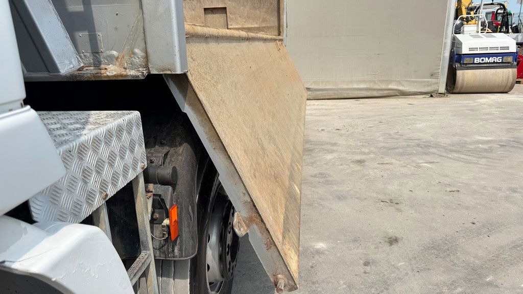 Mercedes-Benz Actros 3241 8x4 meiller tipper - bordmatic - Tipper: picture 3 Mercedes-Benz Actros 3241 8x4 meiller tipper - bordmatic - Tipper: picture 3