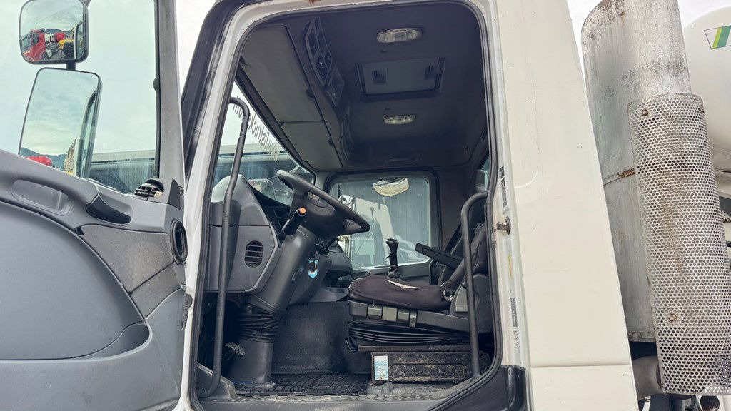 Leasing of Mercedes-Benz Actros 3536 8x4 stetter schwing mixer 9m3 Mercedes-Benz Actros 3536 8x4 stetter schwing mixer 9m3: picture 21 Leasing of Mercedes-Benz Actros 3536 8x4 stetter schwing mixer 9m3 Mercedes-Benz Actros 3536 8x4 stetter schwing mixer 9m3: picture 21