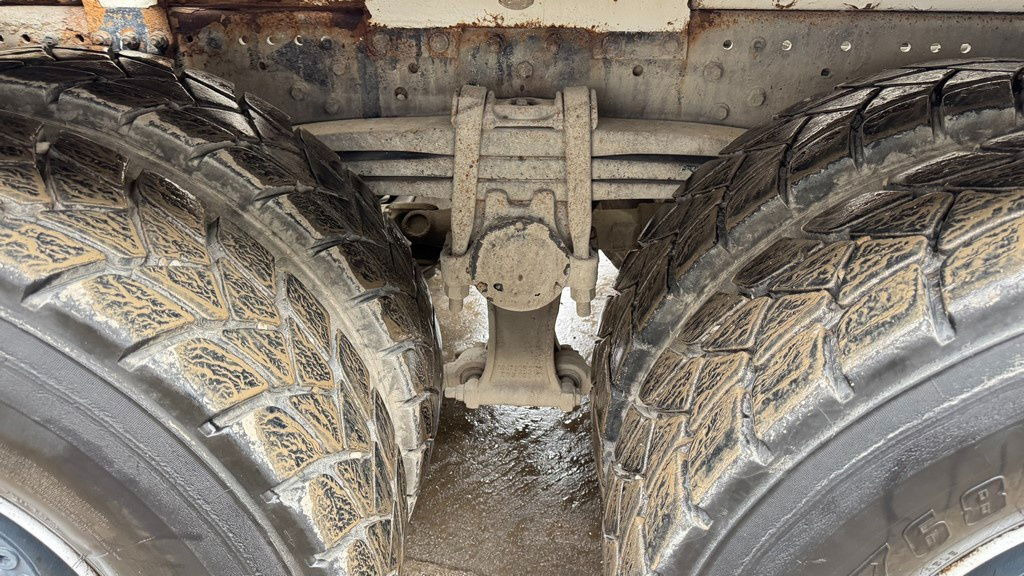 Leasing of Mercedes-Benz Actros 3536 8x4 stetter schwing mixer 9m3 Mercedes-Benz Actros 3536 8x4 stetter schwing mixer 9m3: picture 16 Leasing of Mercedes-Benz Actros 3536 8x4 stetter schwing mixer 9m3 Mercedes-Benz Actros 3536 8x4 stetter schwing mixer 9m3: picture 16