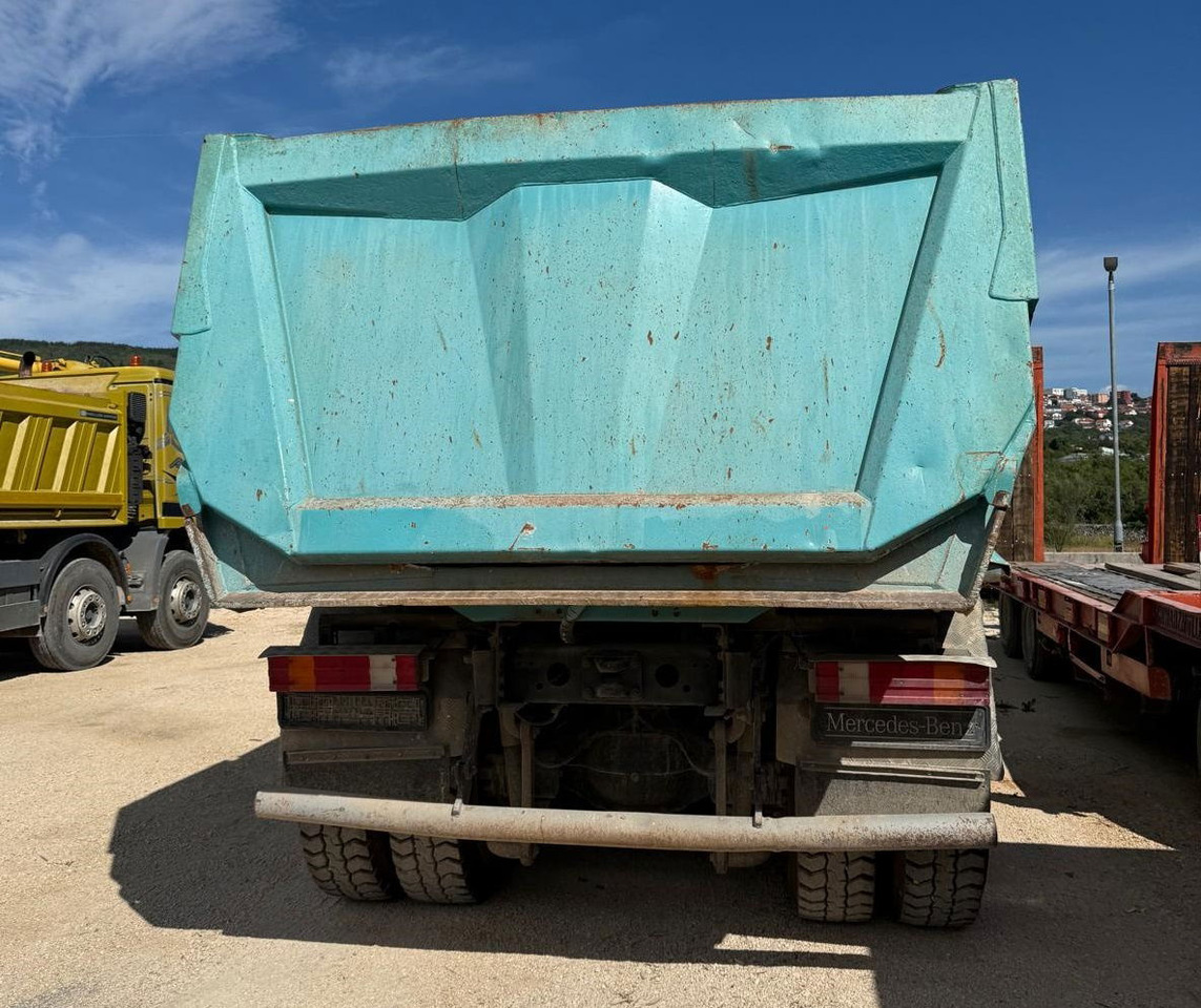 Mercedes-Benz Actros 4448 10x4 mulda tipper - euro 5 - lifting axle - Tipper: picture 3 Mercedes-Benz Actros 4448 10x4 mulda tipper - euro 5 - lifting axle - Tipper: picture 3