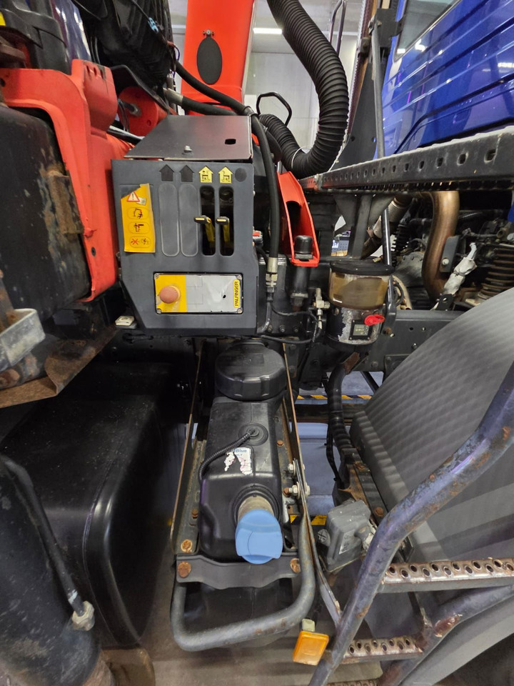 Mercedes-Benz Axor 1829 K 4x2 meiller tipper - crane PK8501 remote - Tipper: picture 4 Mercedes-Benz Axor 1829 K 4x2 meiller tipper - crane PK8501 remote - Tipper: picture 4