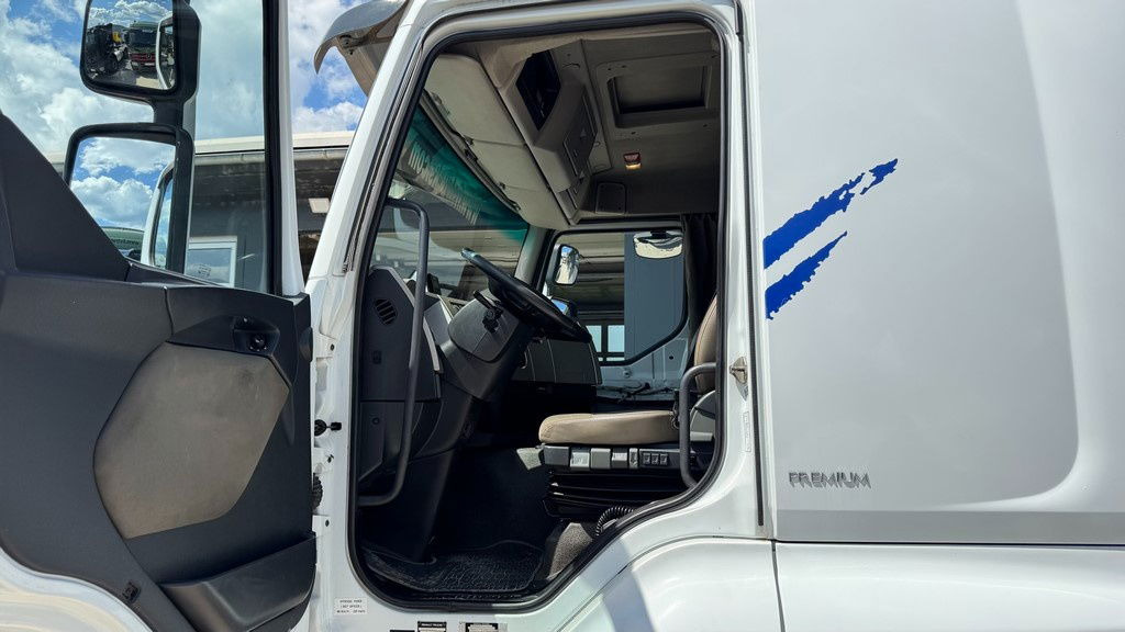 Autotransporter truck Renault Premium 460 4x2 LKW transporter + rolfo trailer: picture 30