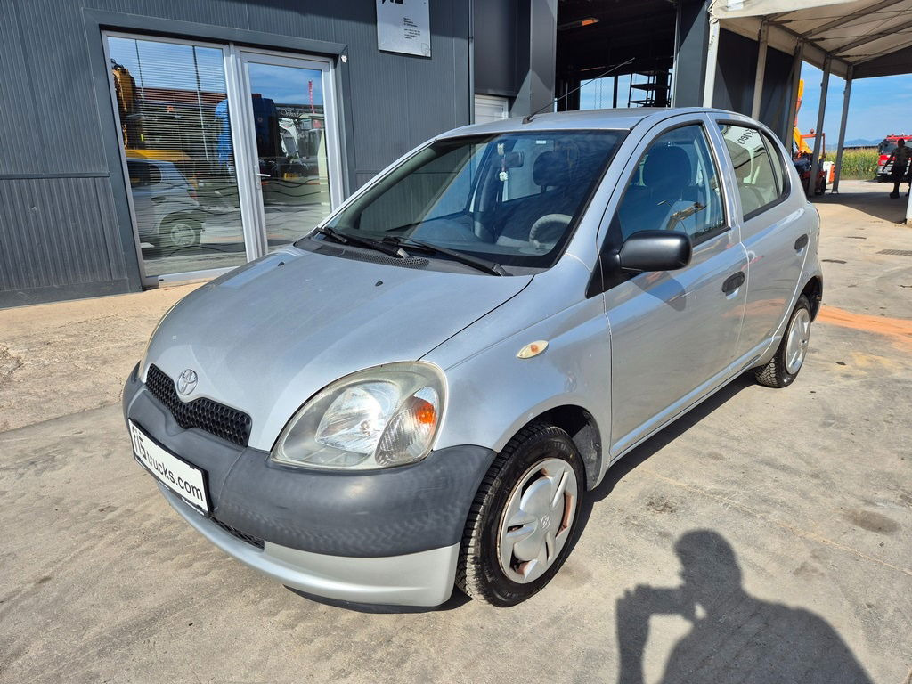 Toyota Yaris 1.0 - Petrol - 5 Doors - AC - Hatchback: picture 1 Toyota Yaris 1.0 - Petrol - 5 Doors - AC - Hatchback: picture 1
