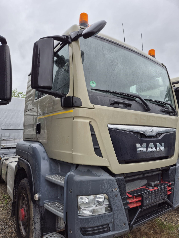 MAN TGS 18.480 4X4 tractor unit - tipper hydraulics - Tractor unit: picture 2 MAN TGS 18.480 4X4 tractor unit - tipper hydraulics - Tractor unit: picture 2