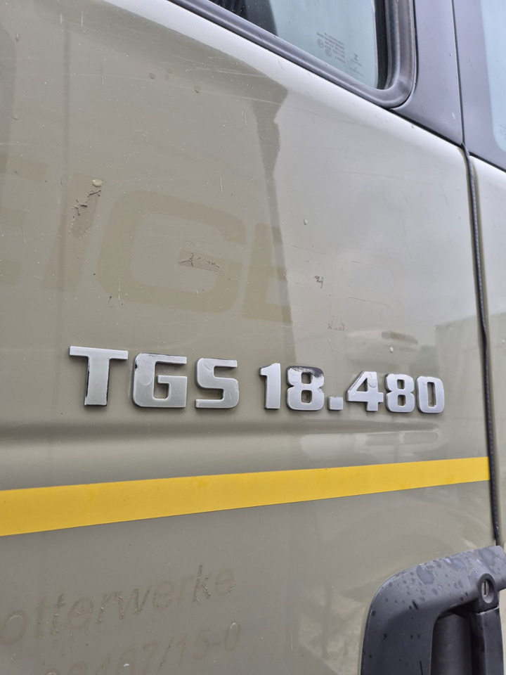 MAN TGS 18.480 4X4 tractor unit - tipper hydraulics - Tractor unit: picture 4 MAN TGS 18.480 4X4 tractor unit - tipper hydraulics - Tractor unit: picture 4
