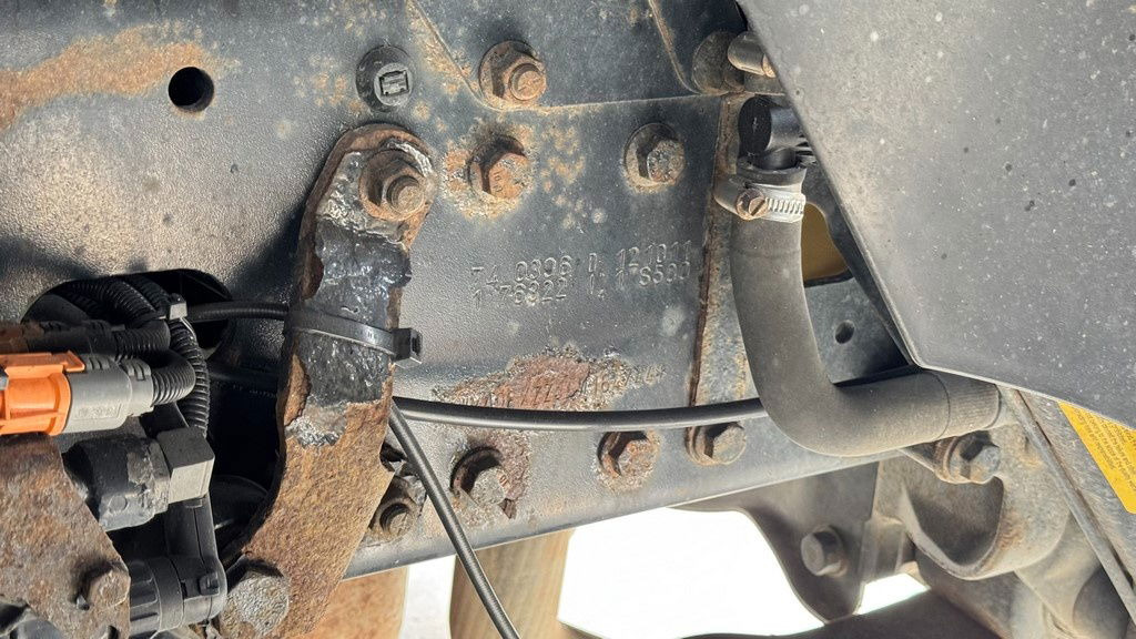 Tractor unit MAN TGX 18.400 4X2 tipp. hydr. - retarder: picture 30 Tractor unit MAN TGX 18.400 4X2 tipp. hydr. - retarder: picture 30