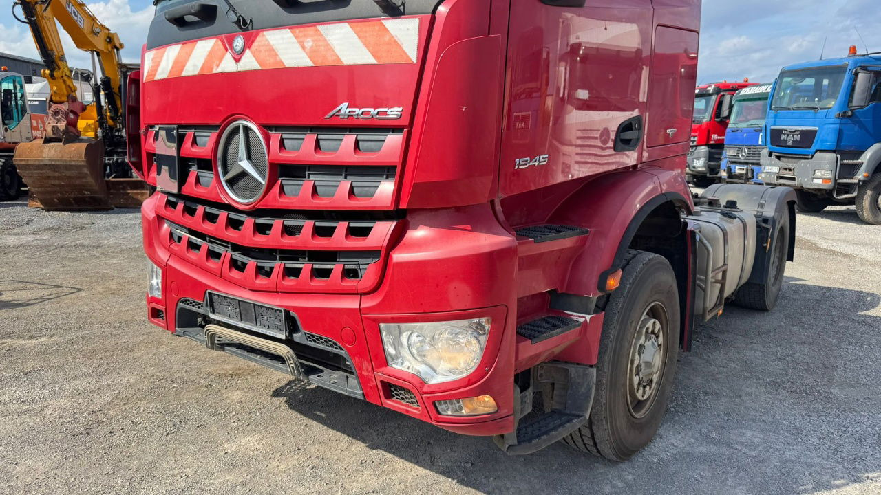 Mercedes-Benz Arocs 1945 HAD 4X4 tractor unit - tipper hydraulics - retarder - Tractor unit: picture 2 Mercedes-Benz Arocs 1945 HAD 4X4 tractor unit - tipper hydraulics - retarder - Tractor unit: picture 2