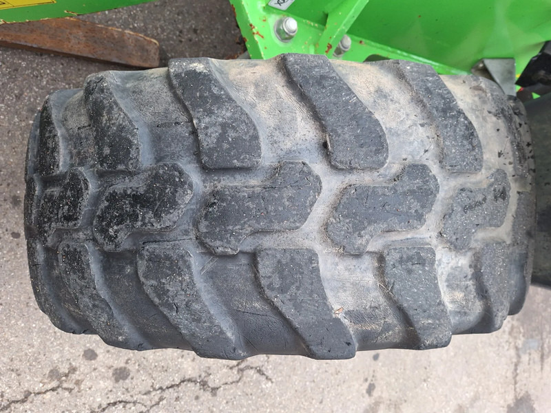 Wheel loader Yanmar V80: picture 9 Wheel loader Yanmar V80: picture 9