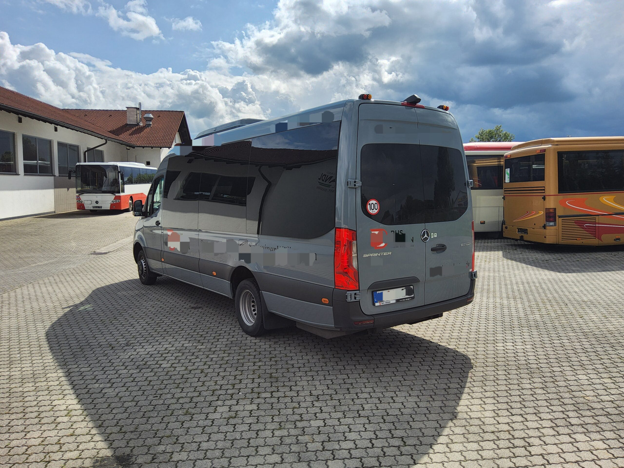 Mercedes Benz 517 cdi BusDesign Comfort 19+1+1 Schlafsitze / USB / Klima / Automatik - Minibus, Passenger van: picture 3 Mercedes Benz 517 cdi BusDesign Comfort 19+1+1 Schlafsitze / USB / Klima / Automatik - Minibus, Passenger van: picture 3