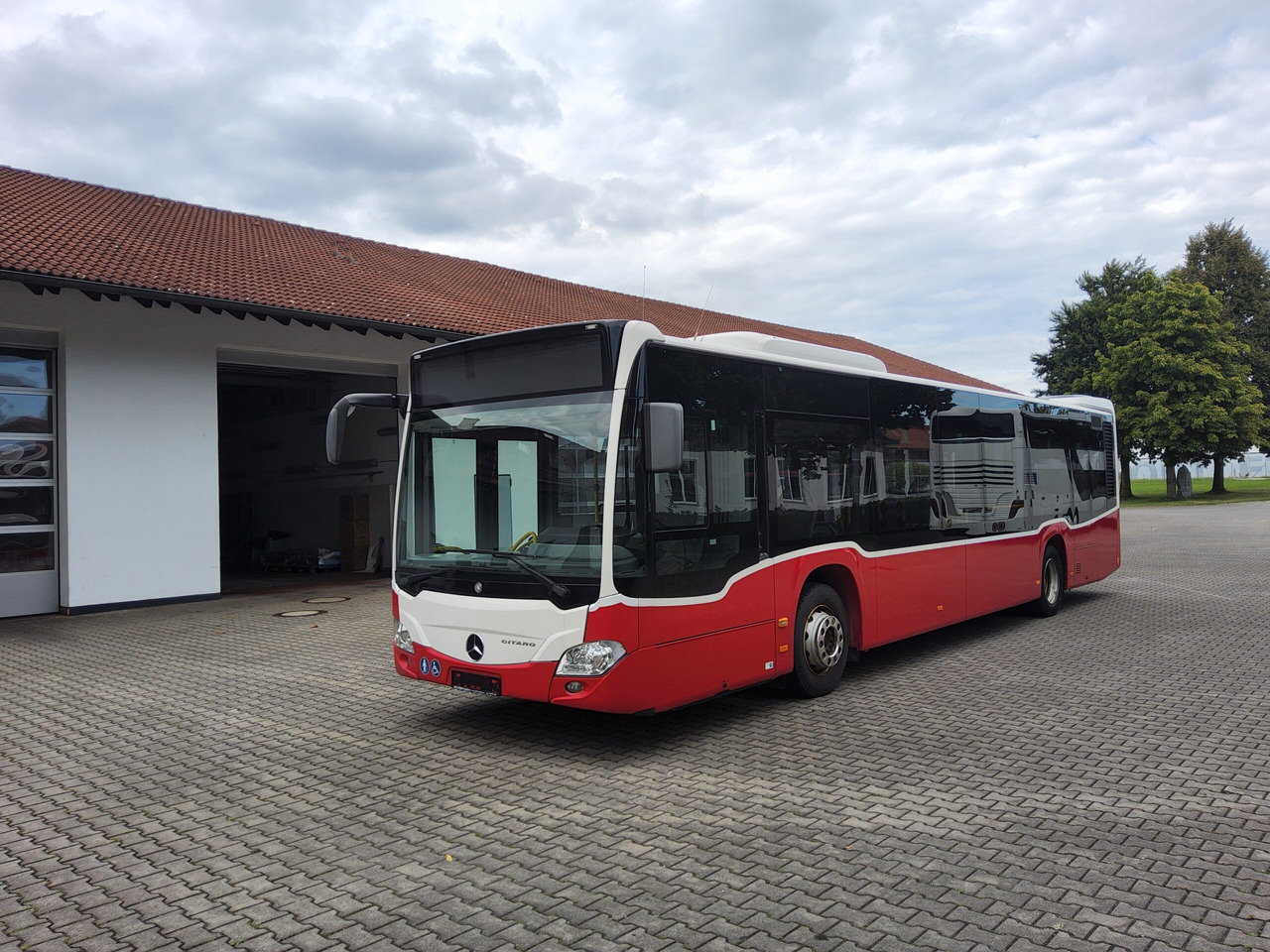 Mercedes Benz O 530 Citaro C2 KLIMA / 354 PS / Doppelglas - City bus: picture 2 Mercedes Benz O 530 Citaro C2 KLIMA / 354 PS / Doppelglas - City bus: picture 2
