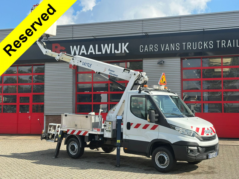 Van Iveco Daily 35S14 521 working hours, 14 meters Airco: picture 1