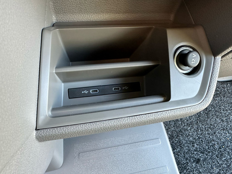 Leasing of Volkswagen Crafter 2.0 L 140 PK Veel Opties Nieuw Volkswagen Crafter 2.0 L 140 PK Veel Opties Nieuw: picture 13