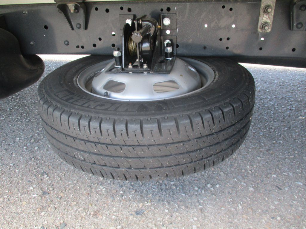 Box van Iveco Daily 35C16, 2.3, HC, 8 palet: picture 19